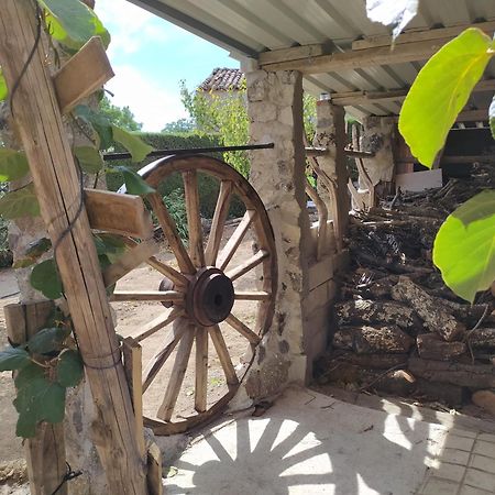 Casa Rural Mi Descanso Valdefuentes de Sangusin ภายนอก รูปภาพ