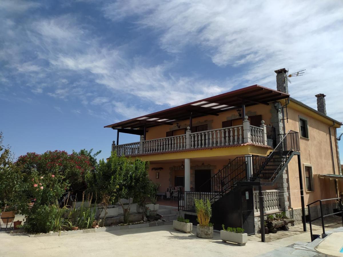 Casa Rural Mi Descanso Valdefuentes de Sangusin ภายนอก รูปภาพ