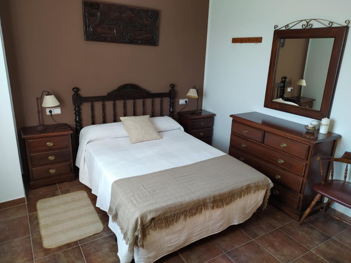 Casa Rural Mi Descanso Valdefuentes de Sangusin ภายนอก รูปภาพ