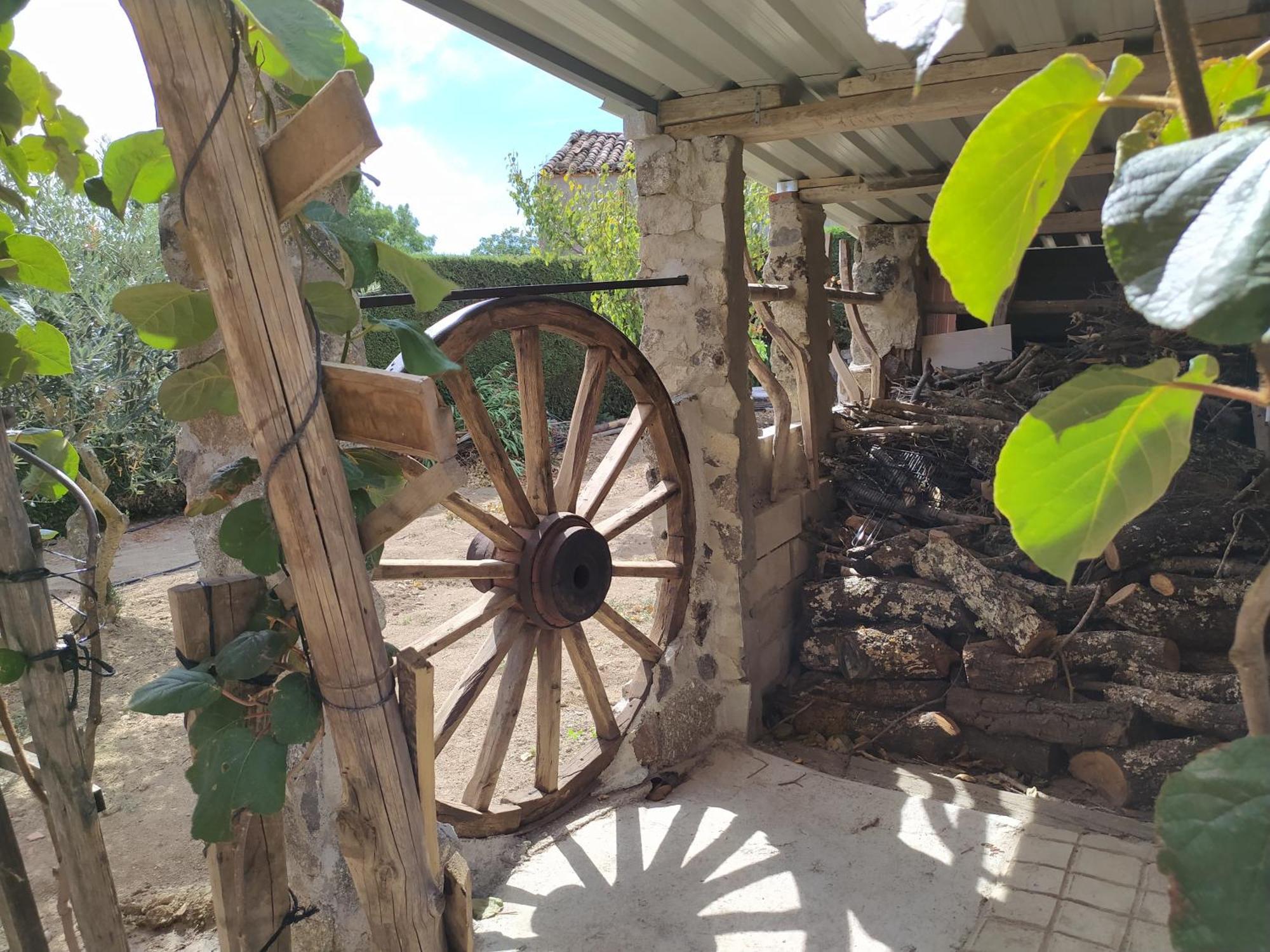 Casa Rural Mi Descanso Valdefuentes de Sangusin ภายนอก รูปภาพ