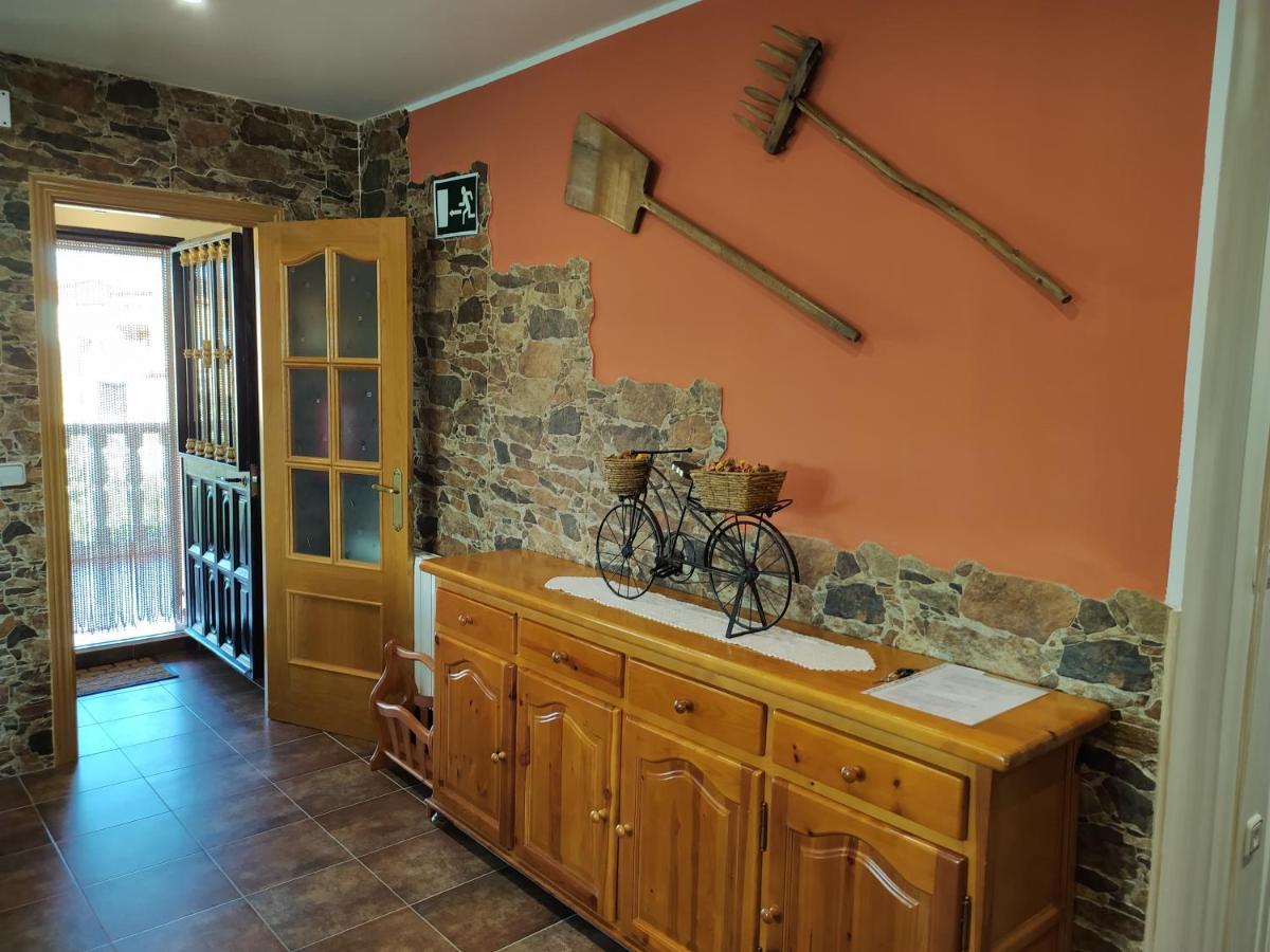 Casa Rural Mi Descanso Valdefuentes de Sangusin ภายนอก รูปภาพ