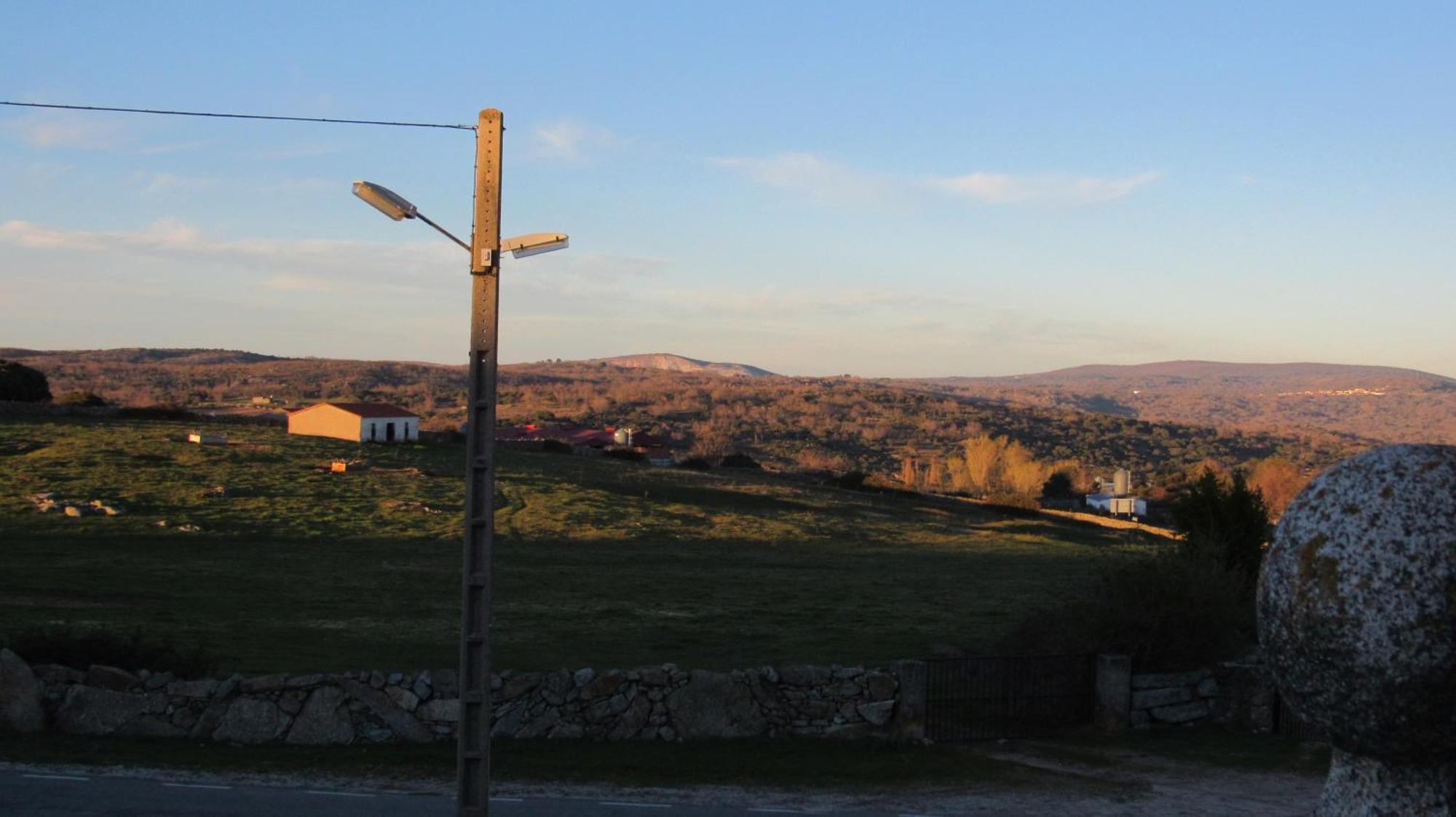 Casa Rural Mi Descanso Valdefuentes de Sangusin ภายนอก รูปภาพ