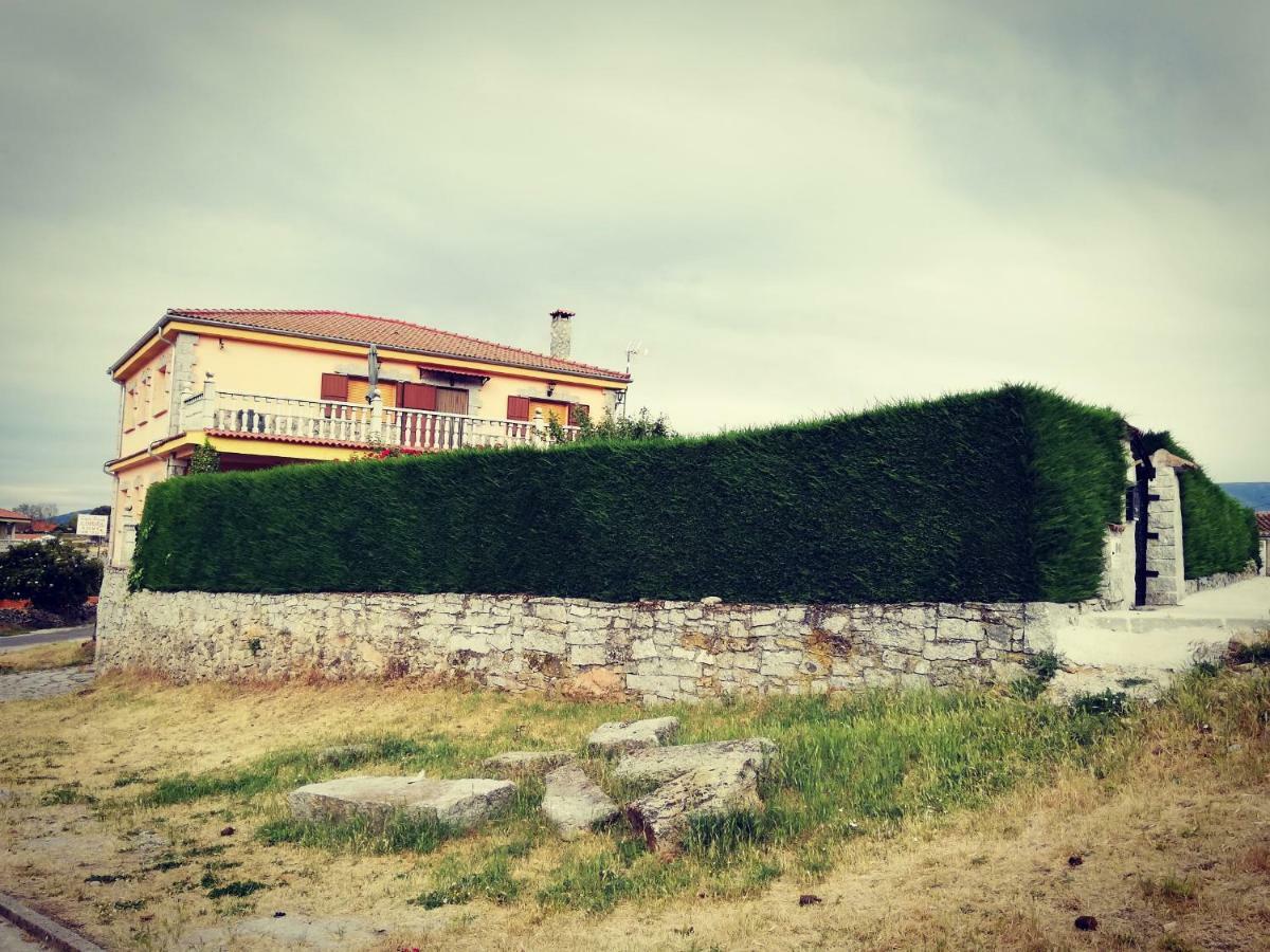 Casa Rural Mi Descanso Valdefuentes de Sangusin ภายนอก รูปภาพ
